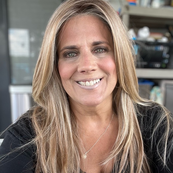 Rachel Welch Scene Stealer in SS Wheat - Picture 4 of 14